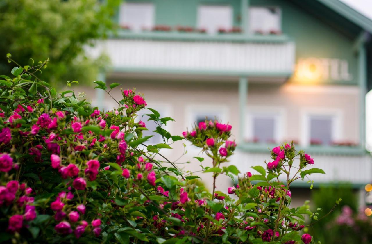 Gartenhotel Salzach Burghausen Eksteriør billede